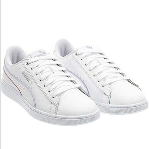 PUMA Women's Vikky 2 Sneaker